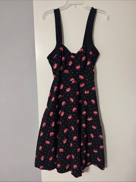 Unique Vintage Dresses & Skirts - Unique Vintage Black Midi Dress with Red Lip Print
